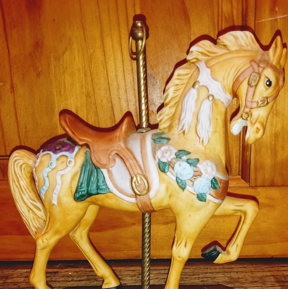 Musical Horse A Summit Collection Exclusive 1992 C